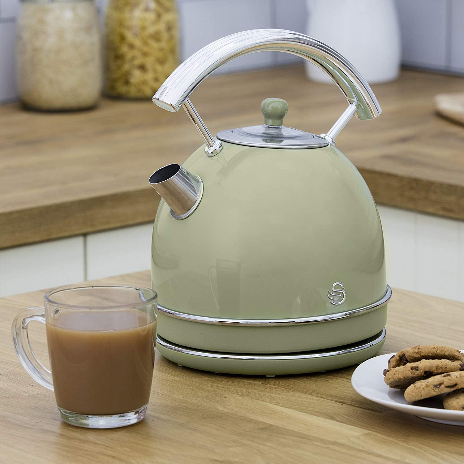Swan SK14630GN Retro 1.8L Dome Kettle in Green with 3kW Fast Boil G