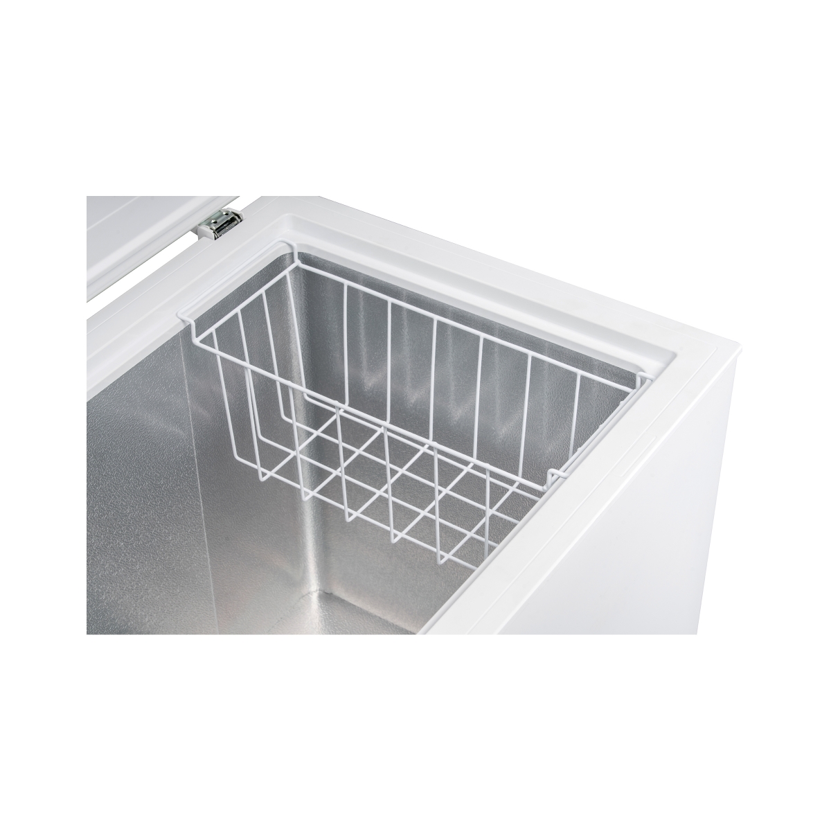 Fridgemaster MCF198 Chest Freezer 198 Litre, Suitable for Outbuildings