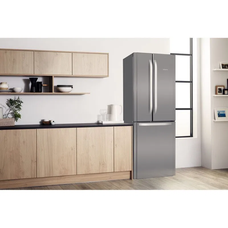 Hotpoint FFU3DX1 70cm Wide French Style Frost Free Fridge Freezer in