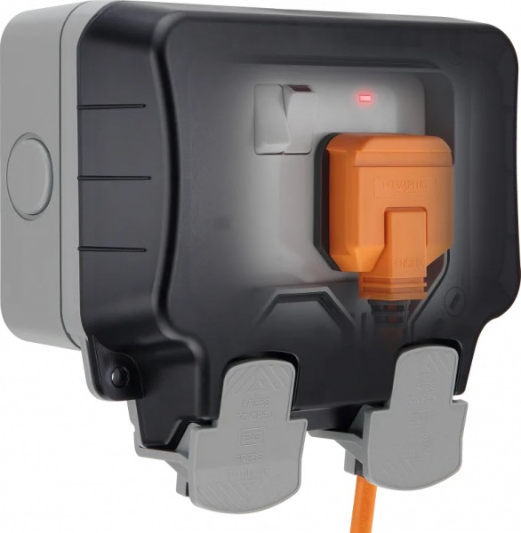 LUCECO WP22 Outdoor 13A Double Switched Outdoor Sockets