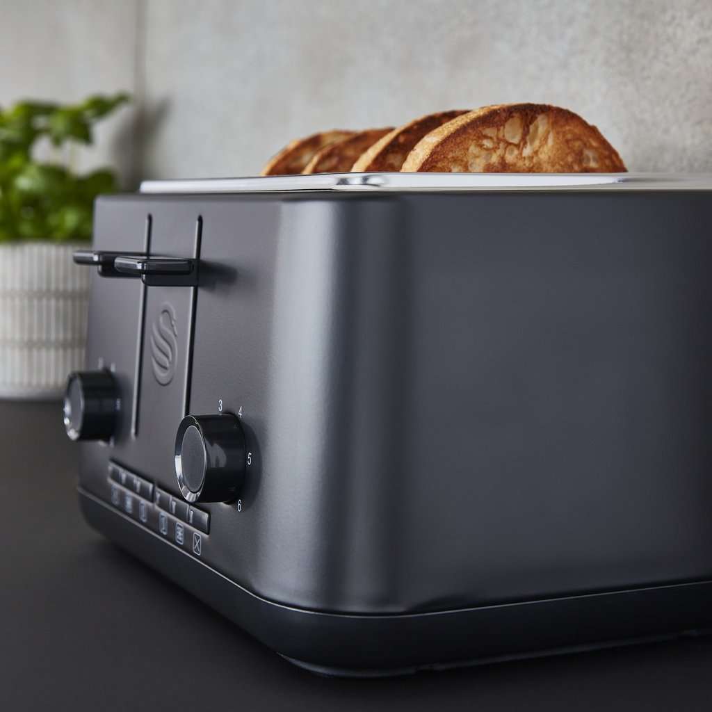 Swan ST34040BLKN Stealth 4 Slice Toaster in Matt Black G Craggs Ltd