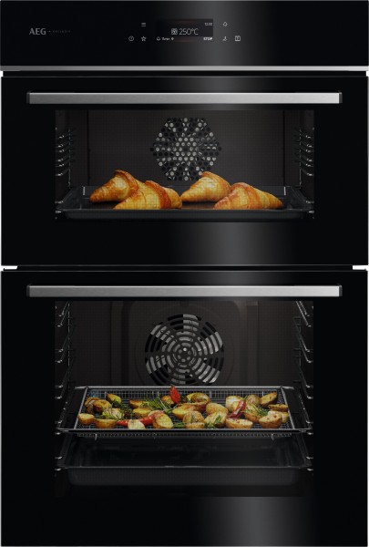 Built In Electric Double Oven In Black